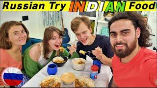 RUSSIAN TRY INDIAN VEG FOOD - Couchsurfing in Russia