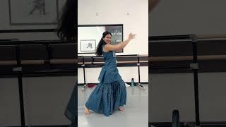 Kamariya - Mitron | Garba |  Pooja Reddy Choreography #bollygarba