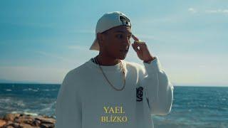 YAEL  - BLÍZKO (prod. dvatritridva) |Official Video|