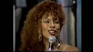 Mary Wilson of The Supremes Concert in Brazil - 1987 [Hebe Camargo Show]