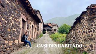 UN PUEBLO EN ASTURIAS CASI DESHABITADO | MONTAÑA Y NATURALEZA EN ESTADO PURO | QUEDAMOS FASCINADOS.