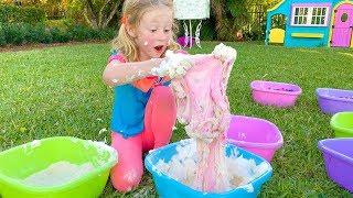 Nastya and dad play outside and make a slime