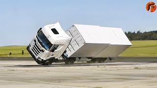 Mega-Crashtests, die die Art und Weise verändert haben, wie Autos gebaut werden