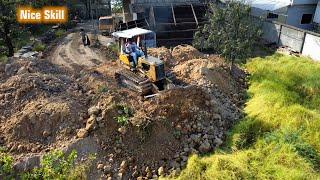 Nice skill dozer D20 & Truck 5T Pushing soil on Residential land For planting