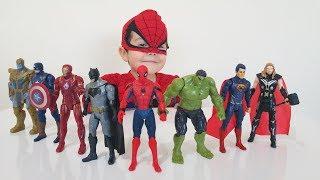 Spiderman, Batman, Superman, Iron Man, Captain America, Hulk, Thor, Thanos, Marvel Heroes