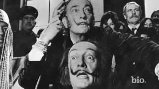 Salvador Dalí mini Bio (1904–1989)