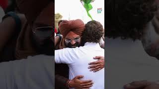 Sidhu Moosewala’s Father Walks With Rahul Gandhi In Bharat Jodo Yatra #shorts #sidhumoosewala