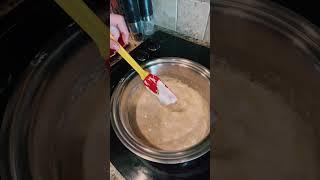 Quick & Easy Frosted Flakes treats! #baking #bakingtutorial #frostedflakes #christmascookies