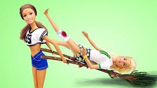 Видео КУКЛЫ для девочек — Куклы Барби и Тереза потерялись в лесу — Носилки для Барби