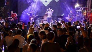 Kraljevo: Sjajna atmosfera na koncertu grupe "Psihomodo pop" u nedelji Veselog spusta