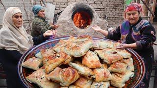 Village women cooked samsa in tandoor. | сельские женщины готовили самсу в тандыре | uzbekistan