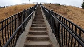 Stairs, can you guess where these are?  I'll tell you, Mt Tabor near the reservoir.