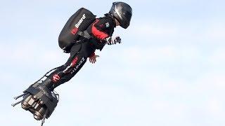 «Летающий человек»: французский изобретатель пересек Ла-Манш на реактивном ховерборде