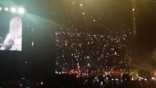 Shakira - Whenever, Wherever (İstanbul Vodafone Park Concert)