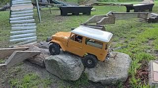 FMS FJ40 LAND CRUISER. FIRST RUN ON THE NEW EZBOY.RC CRAWLER PARK 5.0!!