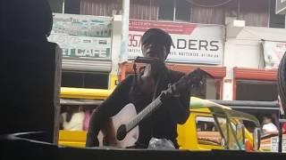 A Street Beggar has a GOLDEN Voice!!