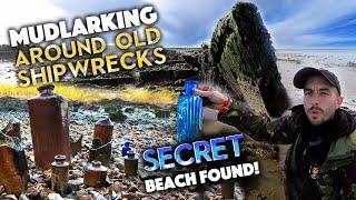 Mudlarking around old shipwrecks SECRET beach found with Si-finds