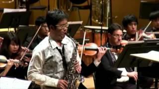 Concerto pour saxophone alto et orchestra by Pierre Max Dubois