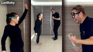 Couples Blindfold Challenge 