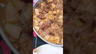 لحمه بالبصل مع البطاطس والأرز الابيض طريقه مختلفه  وطعم مش حكايه تا حكايات  كامل علي القناه #sweet