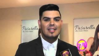 Edison Guerrero en lanzamiento de Pasarella