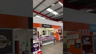 INSIDE BOOKER CASH AND CARRY