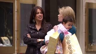 Modern Family 1x20 - Claire and Gloria shop for Lily