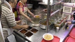 Best Singapore Street Food in Amoy Hawker Centre