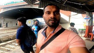 New Delhi Railway station से New delhi Metro station Vlog Three Adults #delhi #vlog #metro