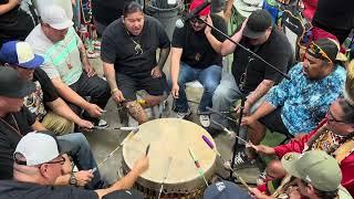 Bullhorn sings an awesome crispy song @ Siksika Powwow 2024