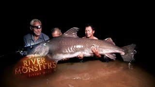 Intense REEL TIME Lau Lau Catch | CATFISH | River Monsters