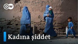 Afganistan'ın çocuk yaşta evliliğe zorlanan şiddet mağduru kadınları - DW Türkçe