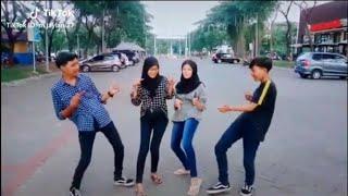 Tik tok terbaru slow motion 2020, kompak rame rame.