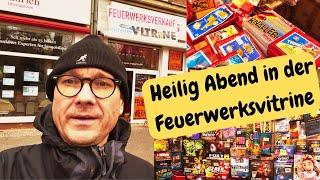 Feuerwerks-Verkauf am Heilig Abend?!  Feuerwerksvitrine schon offen!