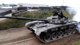 East vs West -T72M1 Main Battle Tank - Cold War Soviet Steel - Tankfest 2016