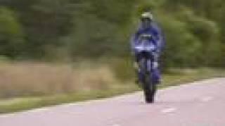 Yamaha R1 2001 Standing Wheelie + Crash