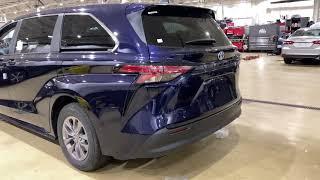 2021 Toyota Sienna LE hybrid start up and walk around