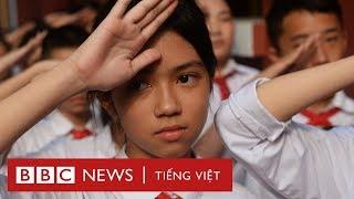 Giáo dục VN đang trong tình trạng bát nháo và khủng hoảng? - BBC News Tiếng Việt