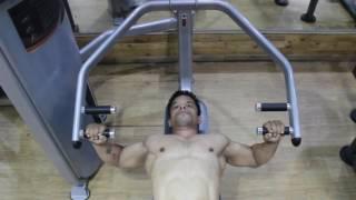 How to do Machine Flat Bench Press - Chest press workout