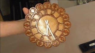 Scroll saw clock