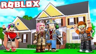 VADO A VIVERE INSIEME AI MIEI AMICI! - ROBLOX