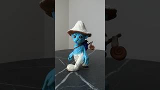 I and my assistant Smurfette made Smurf Cat#smurfcat #smurfette #smurf #plasticine #sculpting #art
