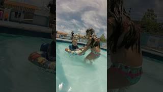 ️ Brincando na Piscina com a amiguinha Maria Luiza #shorts #cauanani #caua_nani