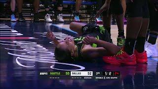  Skylar Diggins-Smith WHACKED In FACE By 6'7 McCowan, NO Flagrant | Seattle Storm vs Dallas Wings