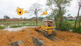 So Nice Project New! Fill The Land By Dump Truck5T & Bulldozer D31P Push the ground Delete mud 82