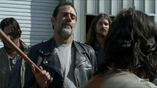 The Walking Dead 7x03-Negan and Daryl face off(Daryl almost lucilled) Season 7 Ep3