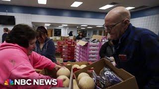 Food bank demand rises nationwide as holiday season begins