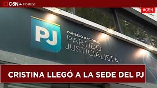 CRISTINA KIRCHNER llegó a la SEDE DEL PJ