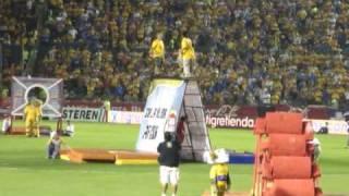 Show medio Tiempo Tigres vs Cruz Azul