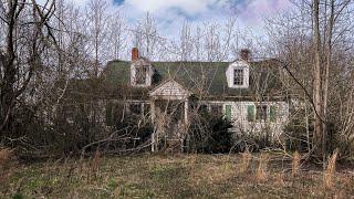 The Immaculate Packed 100 year old Abandoned Grandpa’s Time Capsule House w/ Cars Left Forgotten